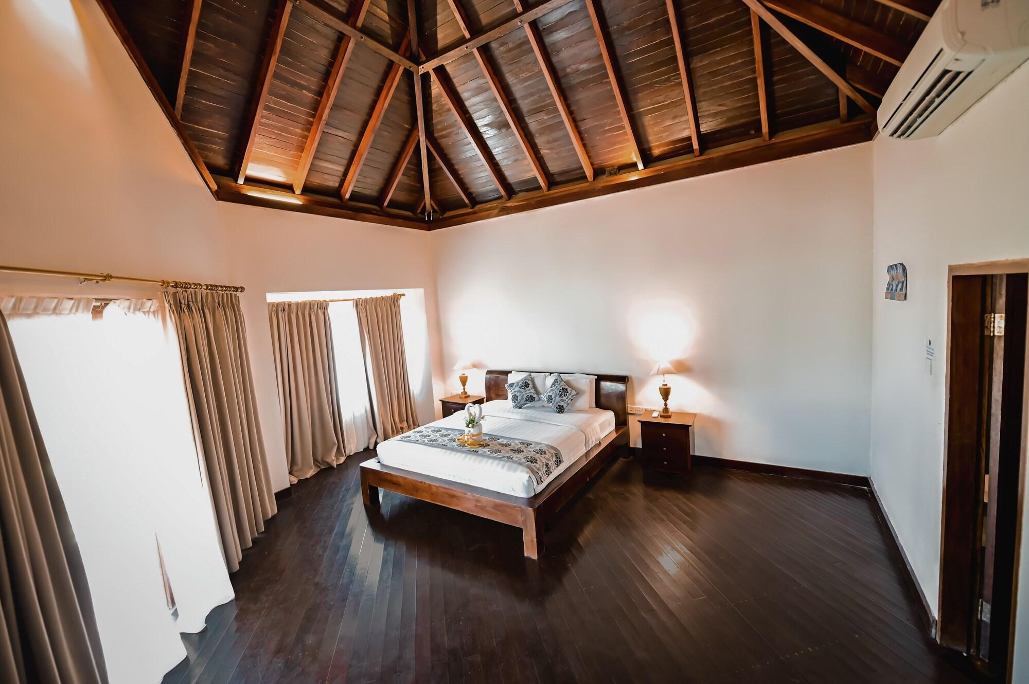 Royal Regantris Villa Karang Gili Air Exterior foto